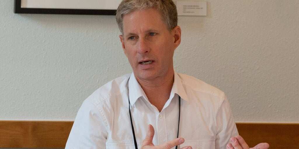 Tech Mogul Chris Larsen Throws Support Behind Kamala Harris: Why It Matters