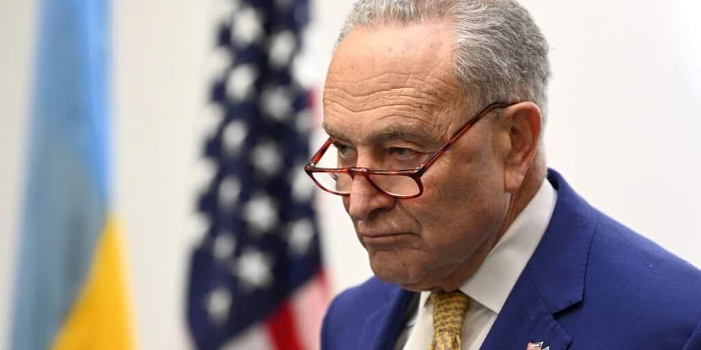 Crypto Regulation Push: Schumer Opts Out in Latest Lawmaker Letter